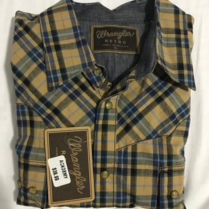 NWT Wrangler cowboy Shirt